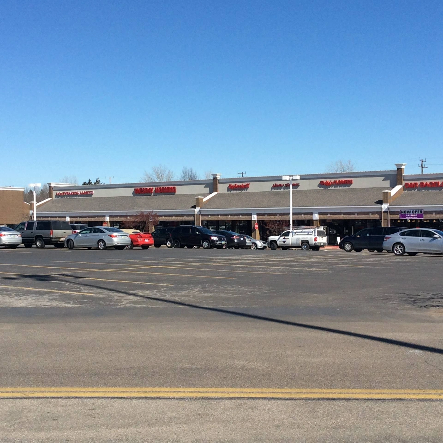 Solon Square | 33311-33631 Aurora Road, Solon, Ohio, 44139