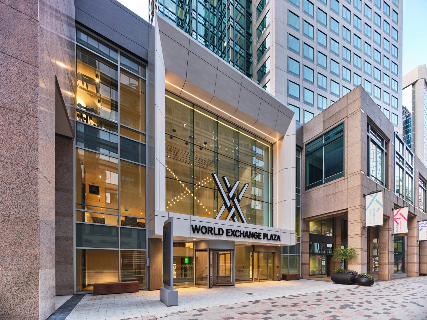 World Exchange Plaza Tower I - 45 O'Connor Street | 45 O
