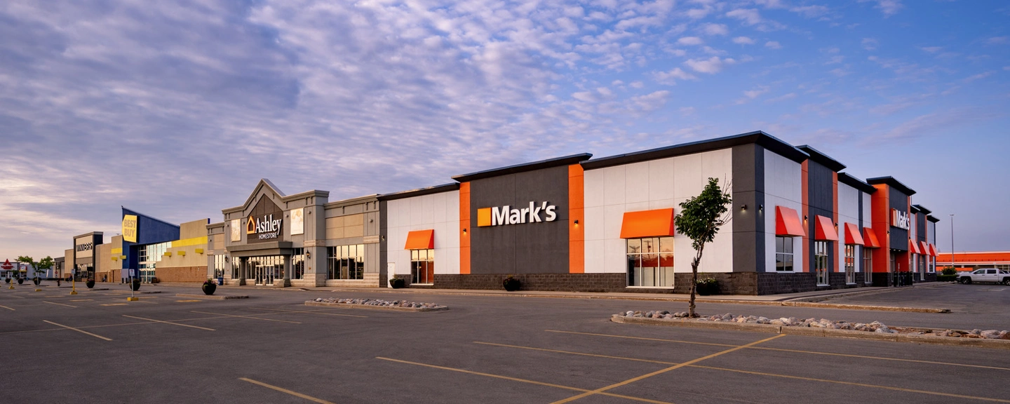 Crossroads Station Shopping Centre | 1546 - 1598 Regent