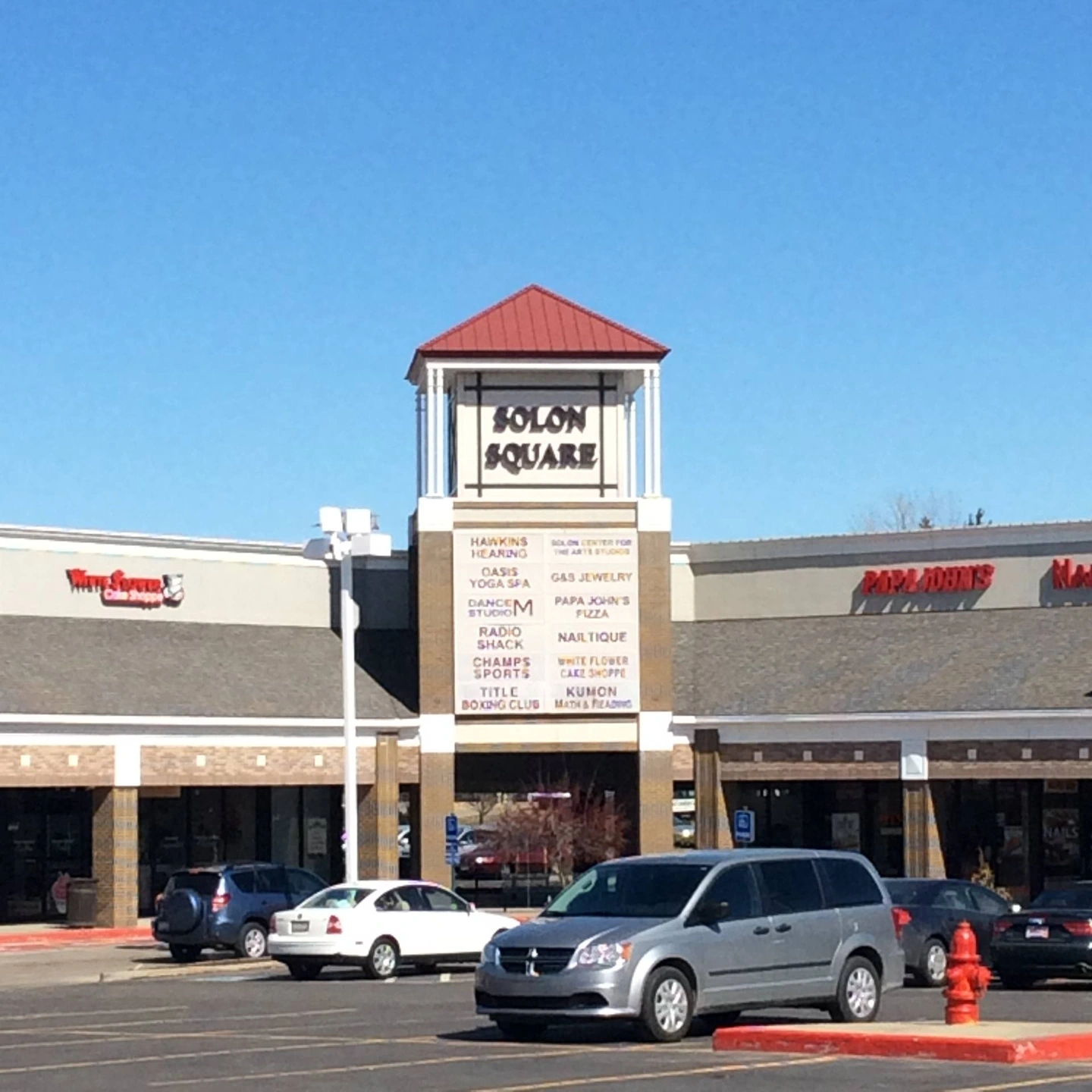 Solon, OH さま Solon Square | 33311-33631 Aurora Road, Solon, Ohio